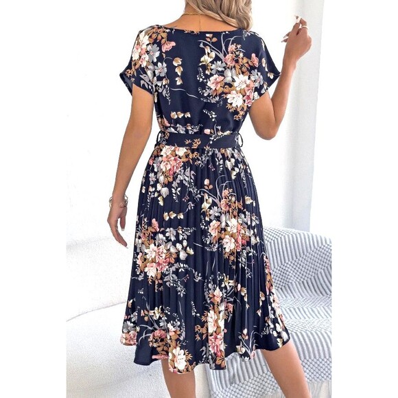 The Unbranded Brand Dresses & Skirts - Women's Floral Print A-Line Dress Size S Short Sleeve Navy Blue With Belt